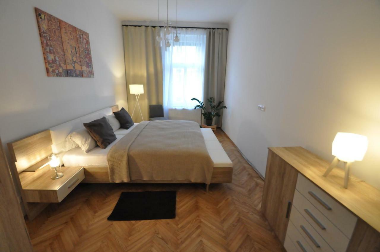 Jirina Appartments Praha Eksteriør bilde