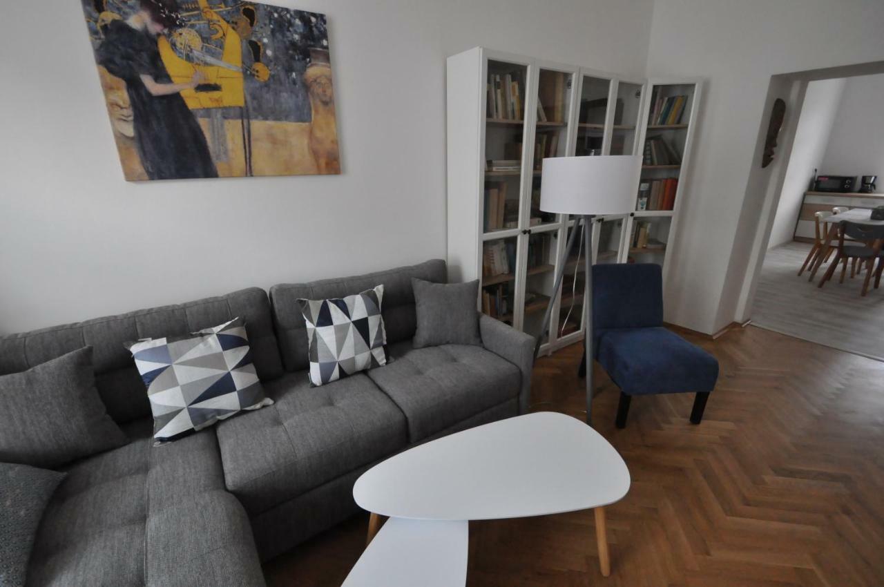 Jirina Appartments Praha Eksteriør bilde